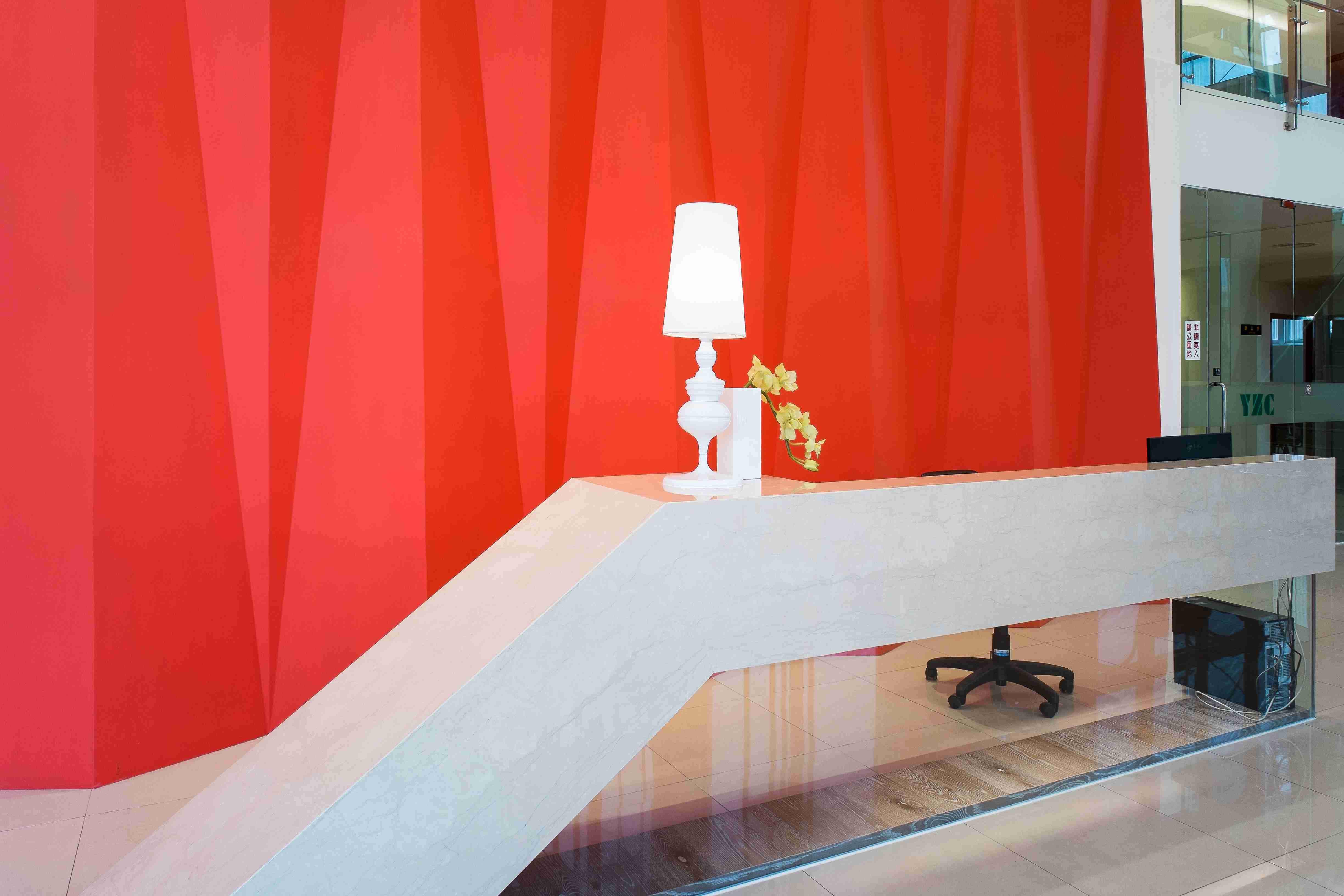 kyid Commercial office space content